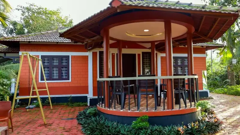 Heritage Villa family cottage with gazebo at Purayil Resort